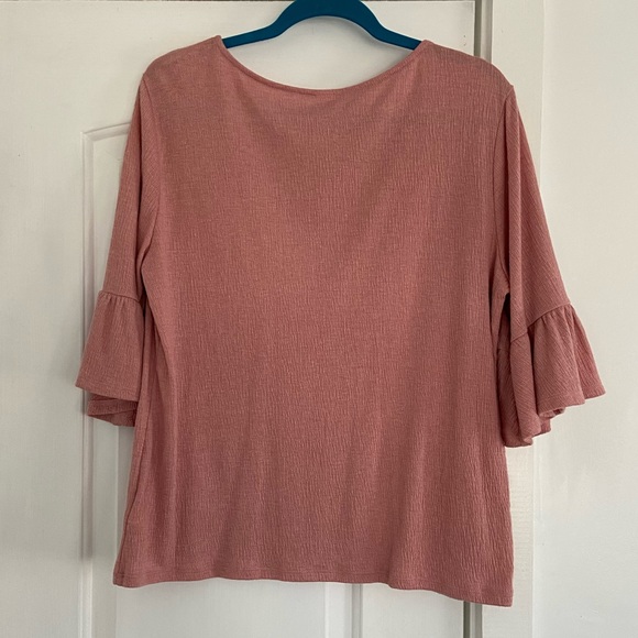 ⚡️ 3/$20 ⚡️ Old Navy • Blouse - Picture 3 of 4